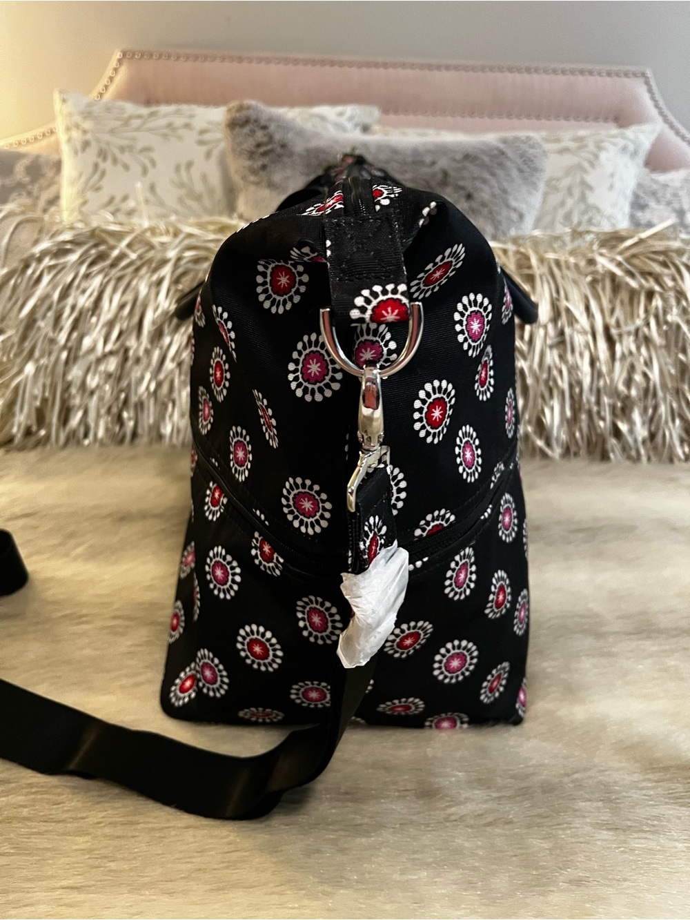 VERA BRADLEY Parisian Paisley Pom Poms 2015 Lighten Up EXPANDABLE Travel Bag - Picture 9 of 15